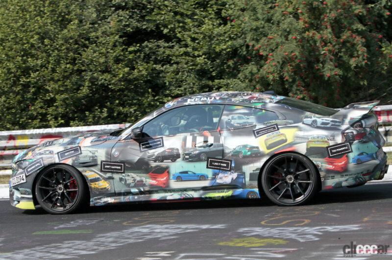 「BMW史上最速2ドア「3.0 CSL」がニュル初登場。ボディのステッカーはドイツ風痛車？」の6枚目の画像