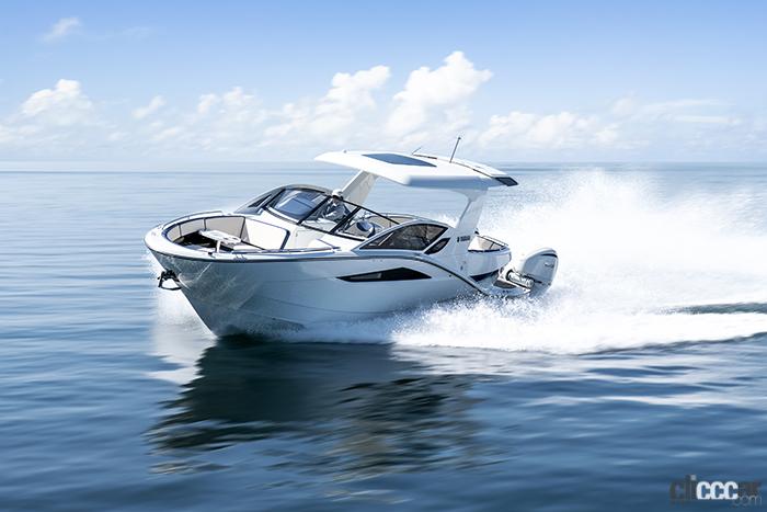 「ヤマハ発動機が次世代ボート制御システム「HELM MASTER EX」を採用したプレジャーボート3モデルを発売」の1枚目の画像