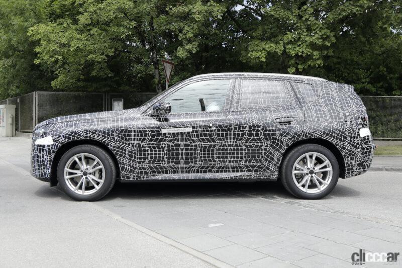 「BMW X3次期型、初となるPHEVモデルのスクープに成功」の5枚目の画像