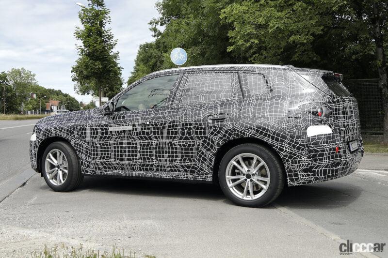 「BMW X3次期型、初となるPHEVモデルのスクープに成功」の6枚目の画像