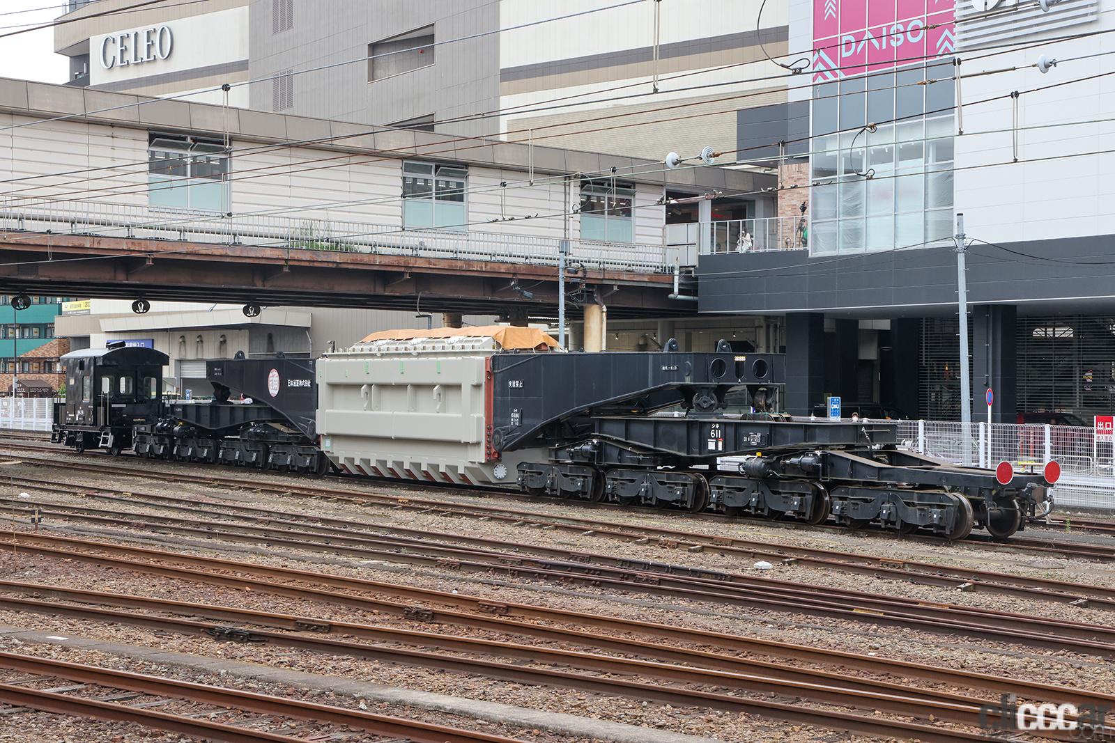 伊*也様 シキ801B1 変圧器付き メルセデスベンツのトラクター2台が挟み込んだ全長は33.38mの