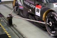 後方への空気抵抗(ドラッグ)はロッドを通じて計測