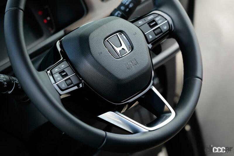「新型Honda「ステップワゴン SPADA（スパーダ）」の人気純正アクセサリー第1位は意外な音に関するアイテム。ランキングトップ5を藤木由貴さんとチェック」の26枚目の画像