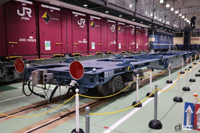 「京都鉄道博物館で国鉄最強の電気機関車EF66形27号機を特別展示中」の11枚目の画像
