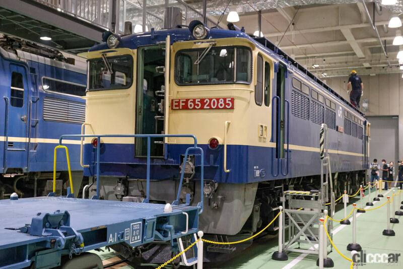 「京都鉄道博物館で国鉄最強の電気機関車EF66形27号機を特別展示中」の8枚目の画像