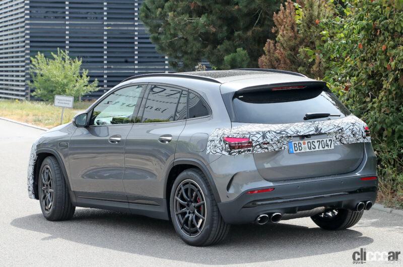 「メルセデス・ベンツGLA改良型、416馬力の最強モデル・AMG「45」を初スクープ」の9枚目の画像
