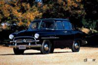 1955年にデビューした初代クラウン「トヨペットクラウン」。日本初の純国産乗用車