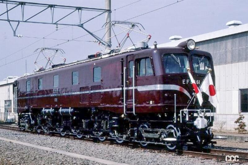 「伝説のお召し列車専用機関車「ロイヤルエンジン」EF58形61号機を鉄道博物館で常設展示」の1枚目の画像