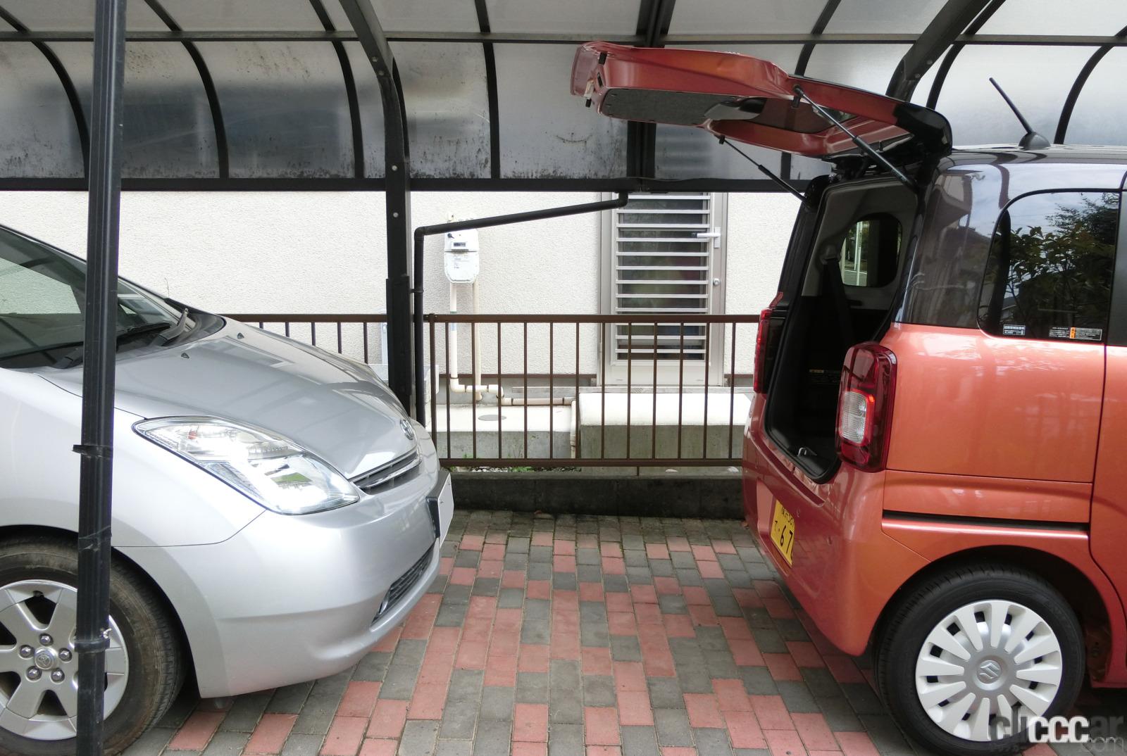 garage 2 back door full open 画像｜スズキ「ワゴンRスマイル」の視界はどうだ？目視とモニターを徹底チェック