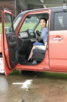 seat 5-2 seat livability getting on and off front 2