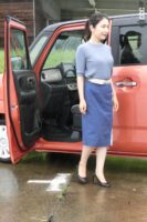 seat 5-6 seat livability getting on and off front 6