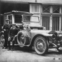 1910年に製造されたデモカー、シルバー スペクター。フロントビュー
