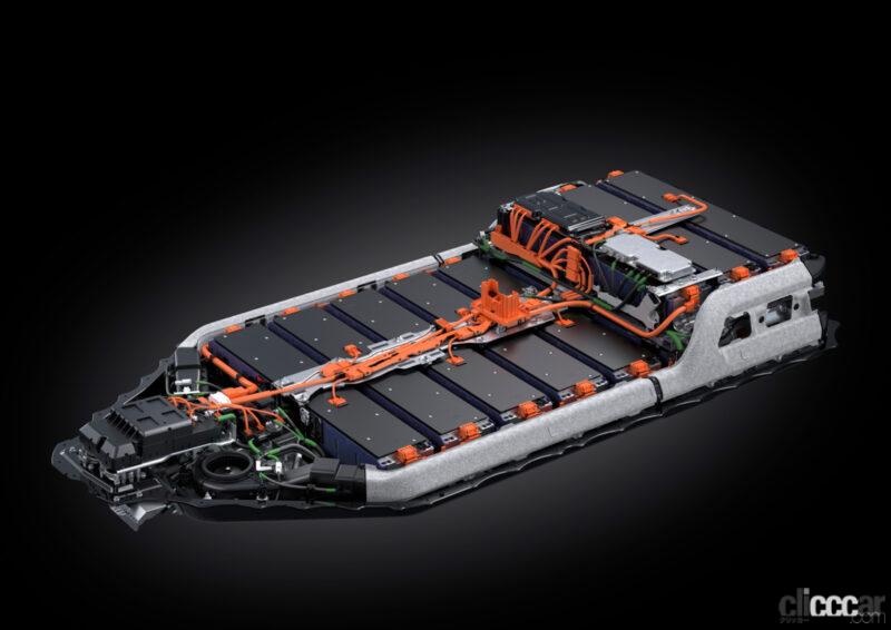 「レクサスのBEV「UX300e」が一部改良。新開発電池パックで航続距離が450kmに伸長」の6枚目の画像