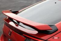 テールゲートスポイラー(ベース部:ベルリナブラック/ウイング部:ボディーカラー)4万4000〜4万7300円