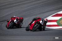 「ドゥカティの2023年型「パニガーレV4R」は、MotoGPマシンに最も近い市販バイク。専用マフラーとオイルで240.5psを発揮」の4枚目の画像ギャラリーへのリンク