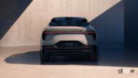 ロータスの新型EV「エレトレ」。リヤビュー