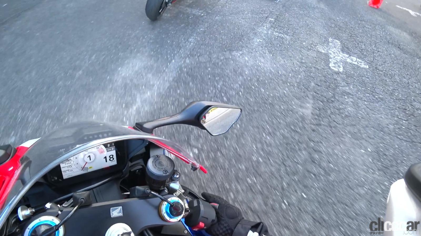 SC82_20kmh 画像|218馬力のバイクで速度を出す気にならないわけは?【バイクのコラム】 | clicccar.com
