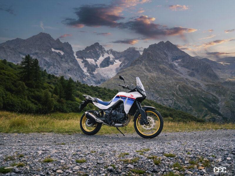 「ホンダが「XL750トランザルプ」を欧州で発表。復活の冒険バイクは日本でも販売予定」の11枚目の画像