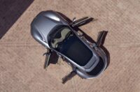 フェラーリ プロサングエのトップビュー。ドア開