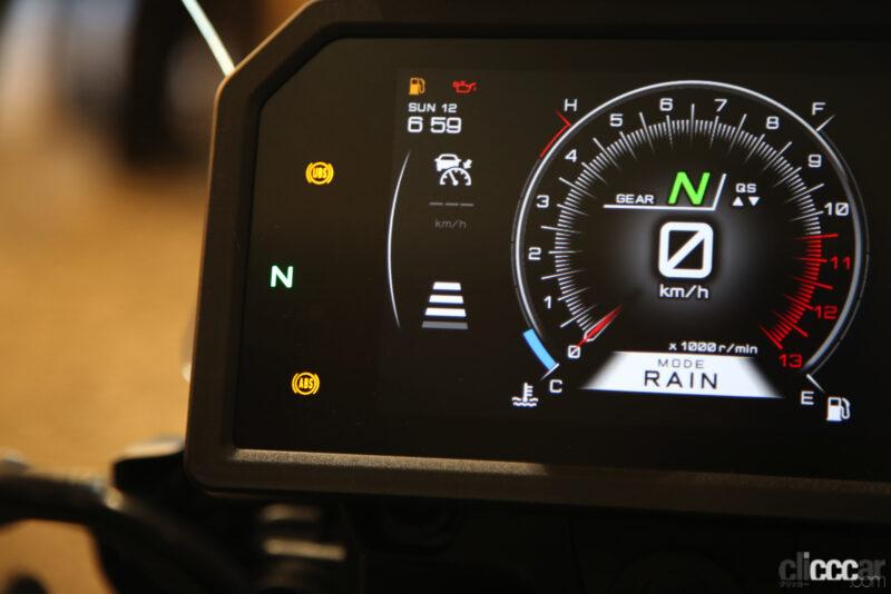 「ヤマハが新型「トレーサー9GT+」に搭載した世界初のレーダー連携ブレーキとは？ 開発者に聞いてみた」の12枚目の画像