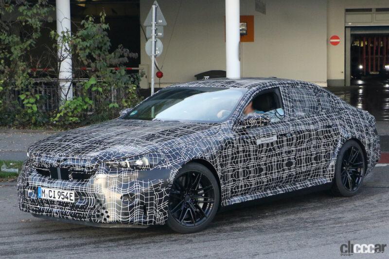 「BMW・M5の最新プロトタイプをキャッチ。カーブドディスプレイを搭載」の7枚目の画像