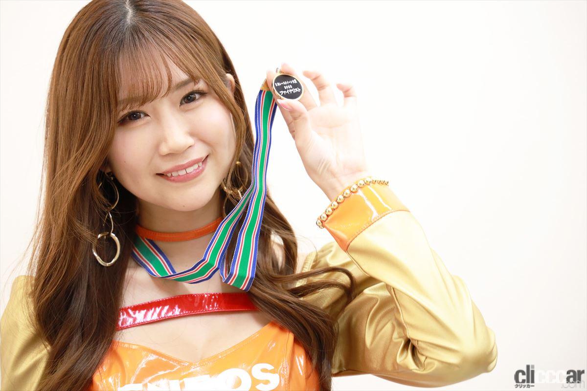 レースクイーン　写真　はがきサイズ　19枚（データCD19コマ）ファミリーマート 上原ゆい 生写真6枚⑤マッハ号レースクイーン(ハガキサイズ) - メルカリ