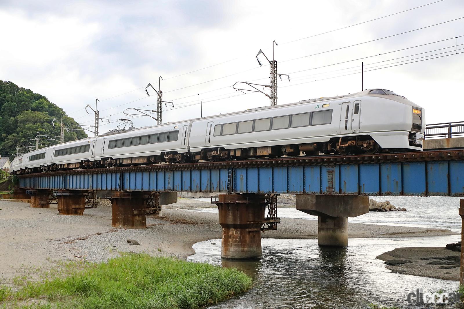 趣味 iwatareiko3 FreeMileから特定小型原動機付自転車規格の三輪車、「atico」が