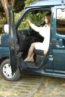 seat 5-2 seat livability getting on and off front 2