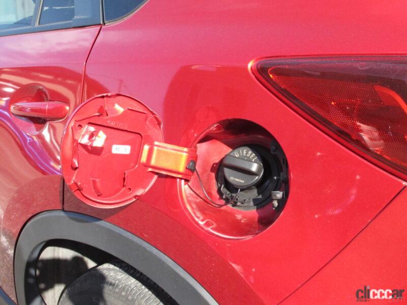 「軽自動車に「軽油」は大間違い。意外に多いガソリンスタンドでの燃料入れ間違いを防ぐ方法とは？」の8枚目の画像