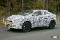 トヨタ C-HR 次期型プロトタイプのスパイショット。フロントビュー