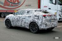 トヨタ C-HR 次期型プロトタイプのスパイショット。リヤビュー