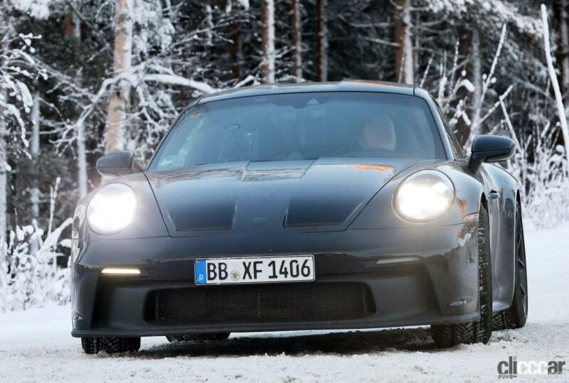 「ポルシェ「911 ST」開発車両をスクープ！　ブランド史上最軽量のレアモデルが50年ぶり復活」の2枚目の画像