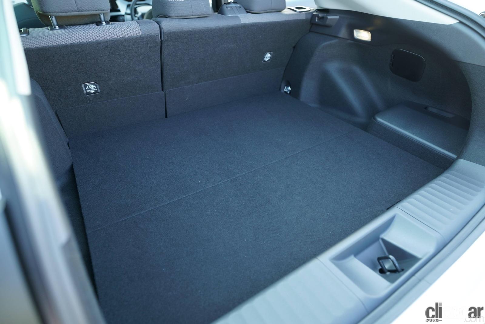 Prius_@Sodegaura-20230131-112149 画像|新型トヨタ「プリウス」は全長、ホイールベースを延長も後席は狭くなった ...