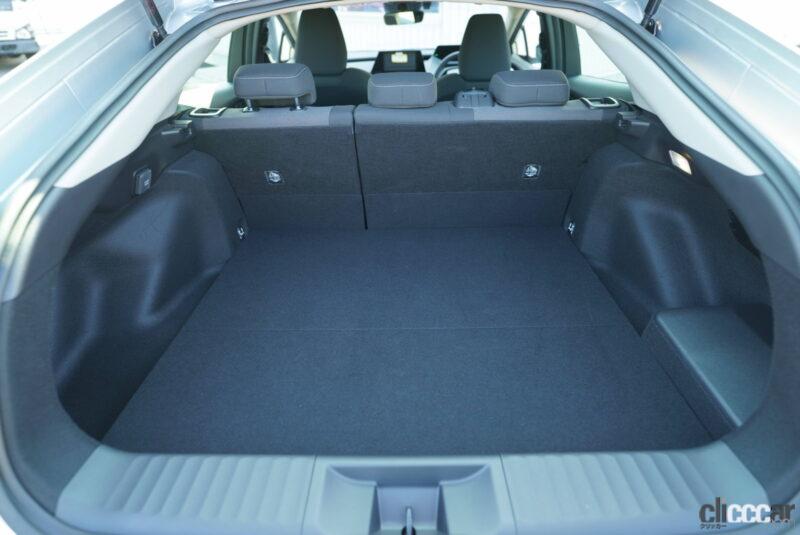 Prius_@Sodegaura-20230131-112059 画像|新型トヨタ「プリウス」は全長、ホイールベースを延長も後席は狭くなった ...