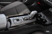 プリウスフロアコンソール