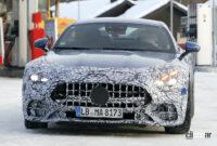 メルセデスAMG「GTクーペ」次期型はエントリーモデルでもパワフル。4シーターでデビューへ - Spy shot of secretly tested future car