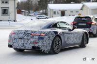 メルセデスAMG「GTクーペ」次期型はエントリーモデルでもパワフル。4シーターでデビューへ - Spy shot of secretly tested future car