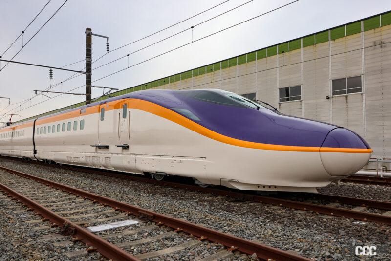 「最高速度は300km/hを予定。「山形新幹線」の新型車両「E8系」をお披露目、デビューは来年！　」の5枚目の画像