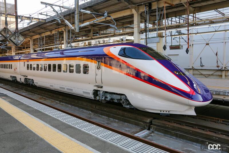 「最高速度は300km/hを予定。「山形新幹線」の新型車両「E8系」をお披露目、デビューは来年！　」の6枚目の画像