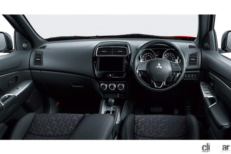 「三菱RVRが一部改良で全車に安全装備を完備。エントリー仕様の外観質感も向上」の3枚目の画像