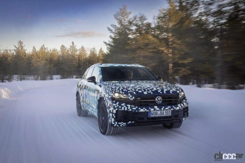 「もうすぐ公開へ。VW「トゥアレグ」改良型、後部に光るブランドロゴ」の7枚目の画像