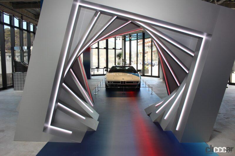 「BMWのラグジュアリーブランド体験拠点「FREUDE by BMW − CONNECTED THROUGH TIME」に日本初公開のM専用PHEV「XM」が展示」の35枚目の画像
