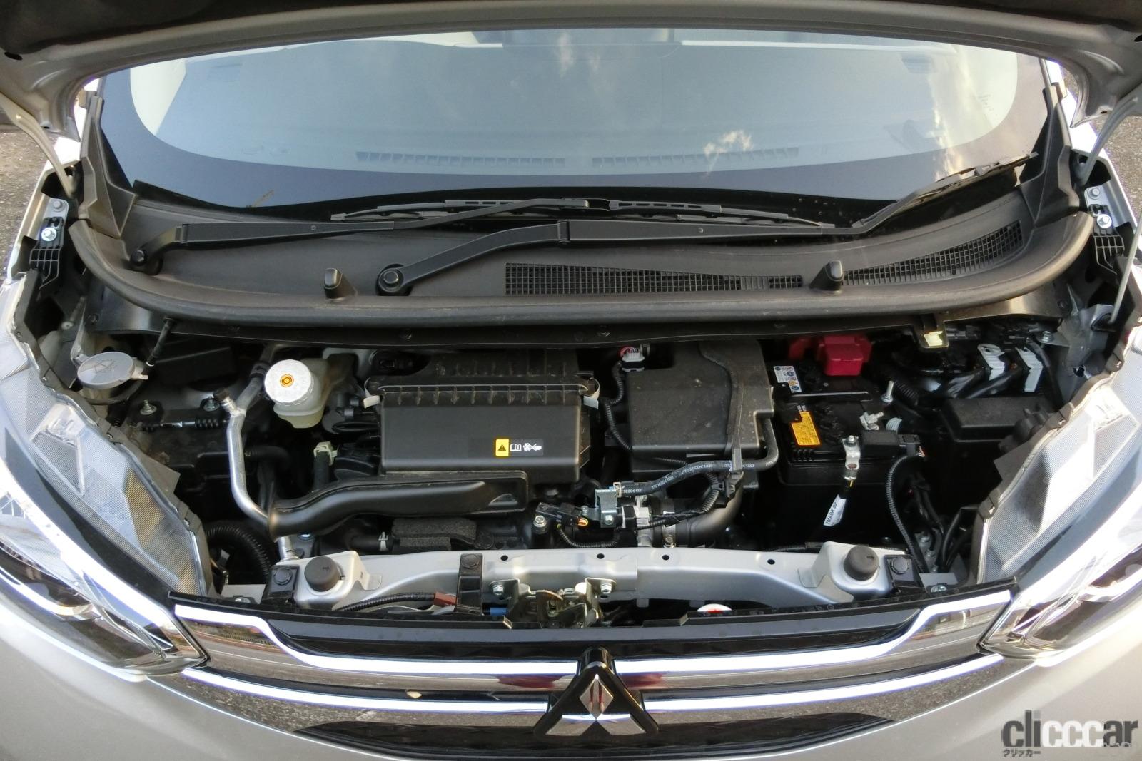 barometer of maintenance 1 engine room 画像｜センタートレイに伝統の車検証入れ、eKワゴンの収納