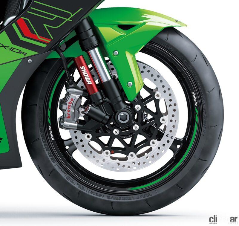「カワサキの1000ccスーパースポーツ「ニンジャZX-10R KRTエディション」に、グラフィックを変更した2023年モデル登場」の11枚目の画像