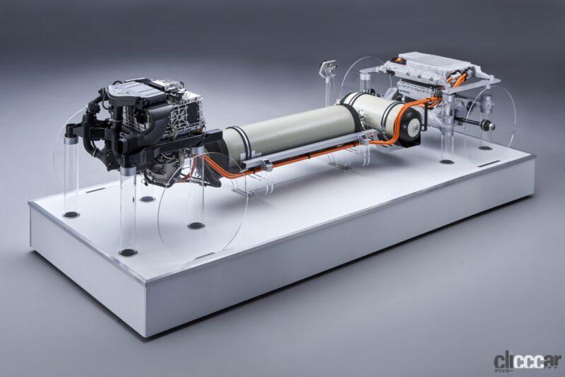 「BMW初のFCEV水素燃料電池車「iX5 ハイドロジェン」を清水和夫が初体験！ MIRAIとは別物の乗り味だった」の6枚目の画像