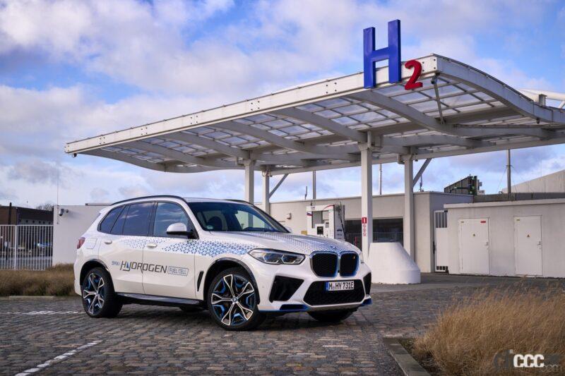 「BMW初のFCEV水素燃料電池車「iX5 ハイドロジェン」を清水和夫が初体験！ MIRAIとは別物の乗り味だった」の16枚目の画像
