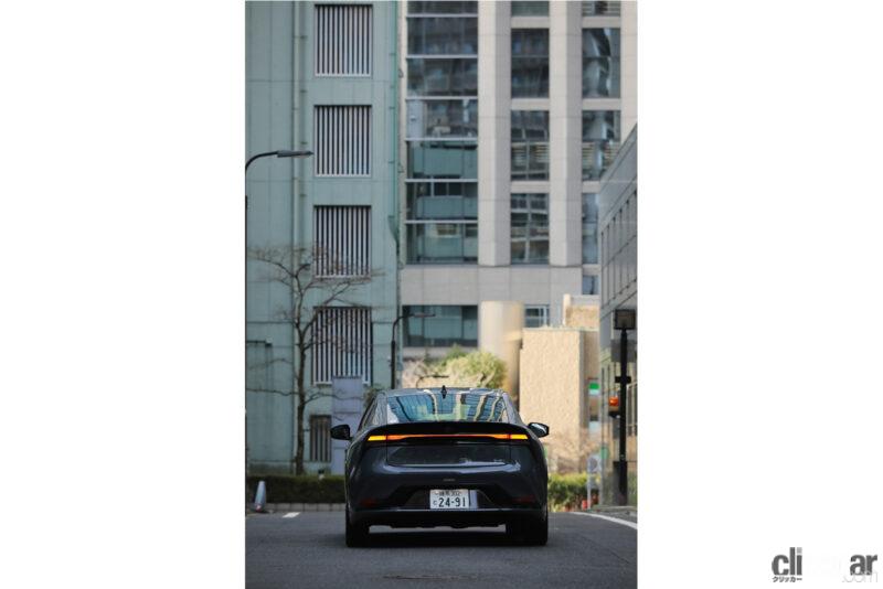 「「いろいろ新しいよね」橘舞×トヨタ・プリウス【注目モデルでドライブデート!? Vol.154】」の4枚目の画像