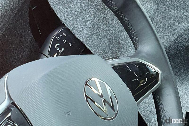 「VW「パサート」次期型、ワゴンボディの優雅で美しいロングルーフをスクープ」の10枚目の画像
