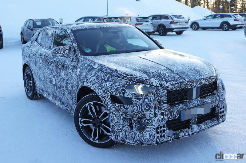 「BMW高性能クーペSUV「X2 M35i」次期型のM専用仕様を見よ！内部を激写」の15枚目の画像