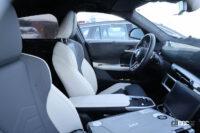 BMW高性能クーペSUV「X2 M35i」次期型のM専用仕様を見よ！内部を激写 - BMW X2 8